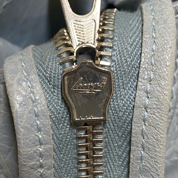 Purses - Picture 7 of 16